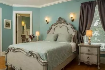 Ringling House Bed & Breakfast