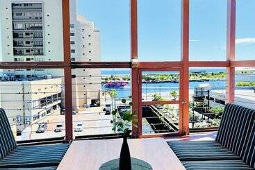 بنسيون Hostel And Cafe Izu No Umi