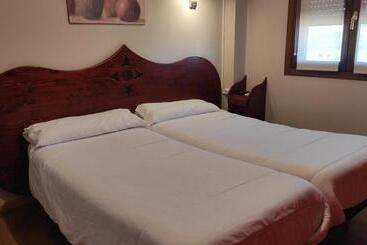 Pensão Hostal Suetxe