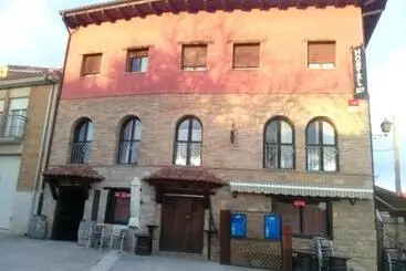 پانسیون Hostal Suetxe