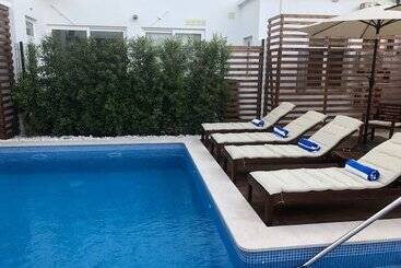 پانسیون Villa Rio Guest House Suites