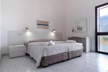 هتل آپارتمان Residence Cort'e Accas