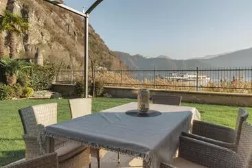 Huoneistohotelli Yachting Residence