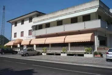 Alberg Alloggio Al Ponte