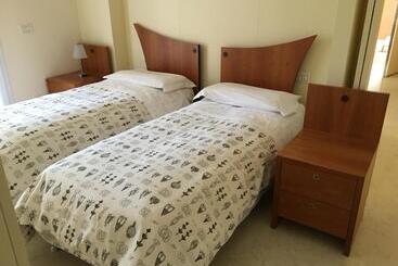 بنسيون Aparthotel Manfrè