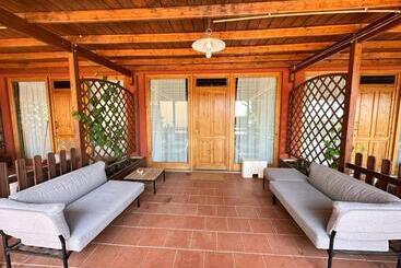 Szálloda Villa Ilangi