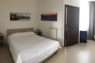 Пансион Residenza S.event B&b