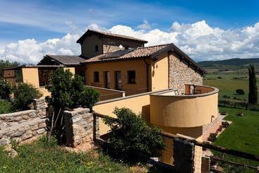 Hotel Agriturismo Buratta