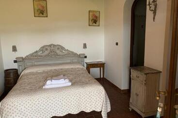 ペンション La Vecchia Fornace