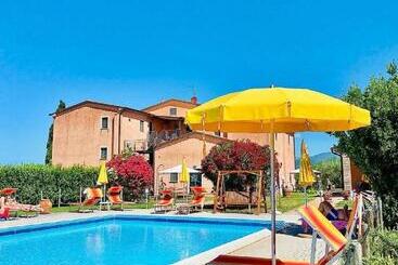 Апарт-отель Podere Casalpiano