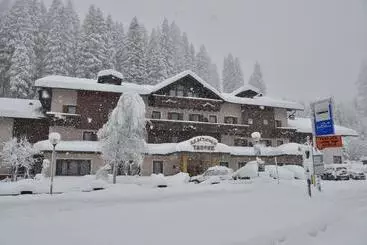 Huoneistohotelli Residence Taufer