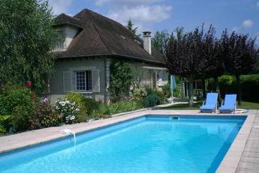 Пансион Chambres D'hôtes Le Clos Des Senteurs