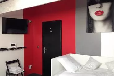 Majatalo Guesthouse Le Pujol