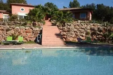 Pension Mas Des Lys