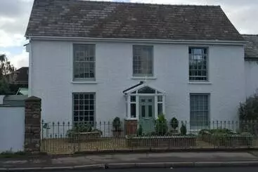 ペンション Deridown Guest House