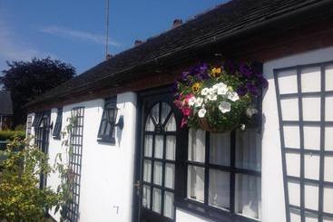 膳宿费 The Green Man