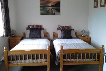 פנסיון Nest Guesthouse