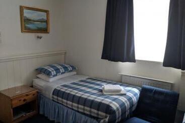 پانسیون Woodlea