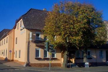 ユースホステル Landgasthof Grüner Baum