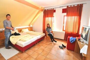 פנסיון La Cascina