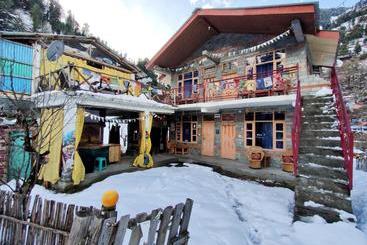 هاستل The Crazy Indian Pad