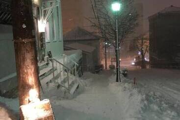 פנסיון Small Town Hotel Hakodate