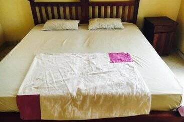 Pensão Eliyana Guest House