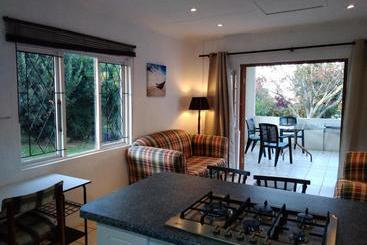 Hotelli Farmstrong Accommodation