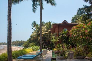 Resort Ahilya By The Sea