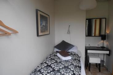 Hotel Giljur Guesthouse