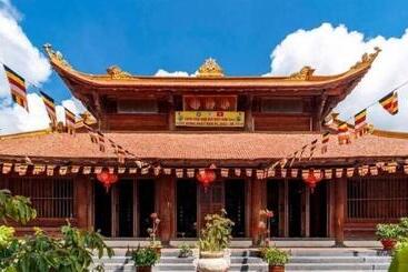 پانسیون Nha Khach Con Dao