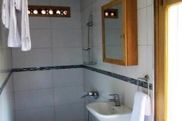 Pension (Hôtel basse catégorie) Precious Guesthouse