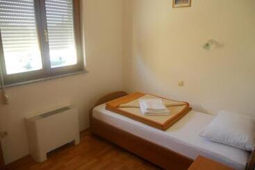 پانسیون Sobe Jasna