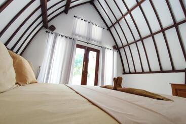 הוסטל Gili Air Santay 2