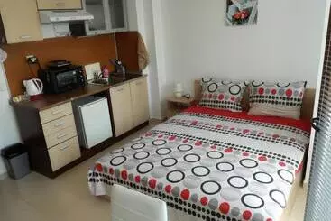 Pensión Like Home Guest Rooms