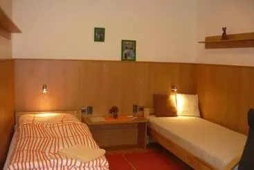 Majatalo Apartments   Penzion Lena