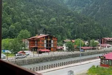 هتل آپارتمان Mego Suite Otel