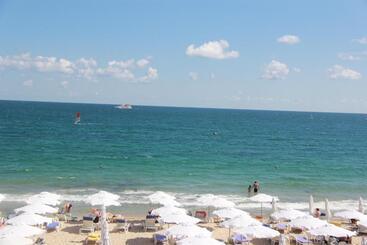 هتل آپارتمان Olympia Beach Complex