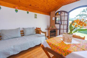 Pension Chalés Pedra Do Baú