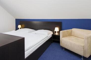 بنسيون Garni Hotel Fellini