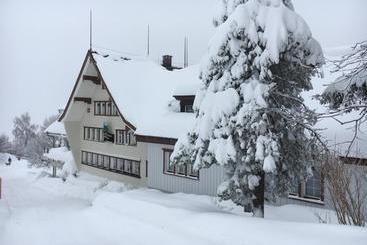 Общежитие Hirschen Wald   Gasthaus & Bäckerei