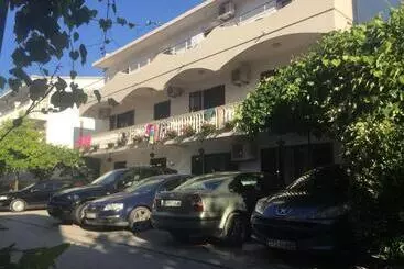 Pensione Lazorja Rooms