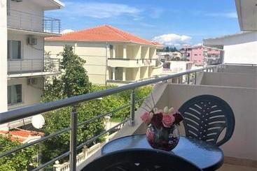 Pensión Lazorja Rooms