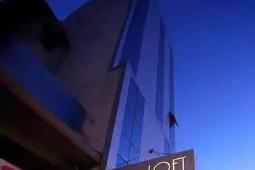 Huoneistohotelli Center Verdes Pássaros Loft