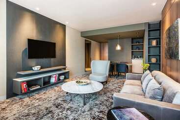 בית מלון כפרי Hilton Bogota Corferias