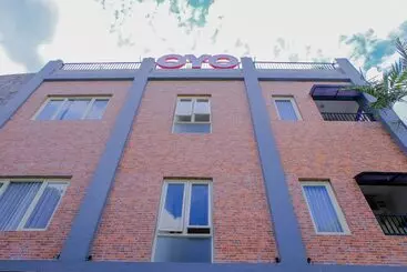 Hotel 32 Guest House By Oyo