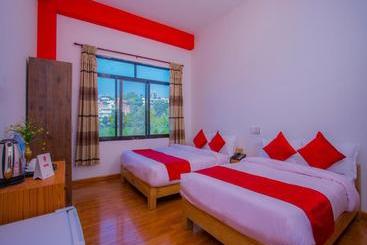 Oyo 240 Hotel Aagan