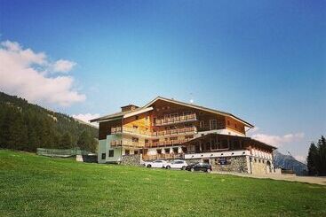 בית מלון כפרי Sport