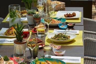 فندق Minoa Palace Imperial Wing