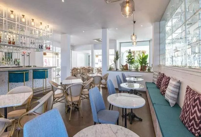 Ferrer Concord Hotel & Spa